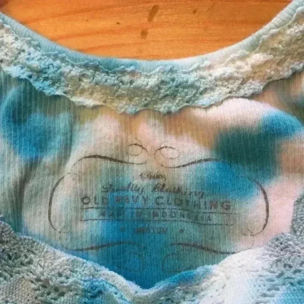Peace tie dyed tank top girls M lace Boho